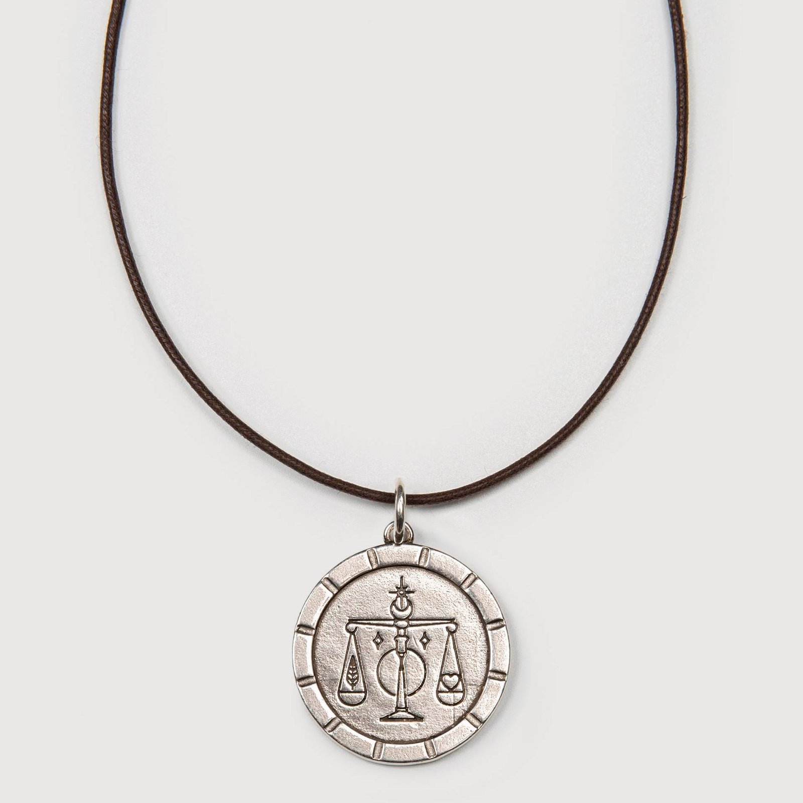 collaret cuir medalla gran plata 07 Libra Medalla plata grande